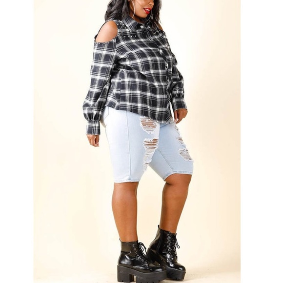 Plus Black Plaid White Pearl Cold Shoulder Shirt - Picture 6 of 8